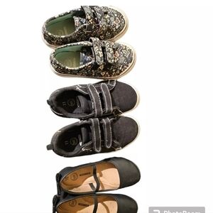 Wonder Nation toddler girls casual skate shoes.